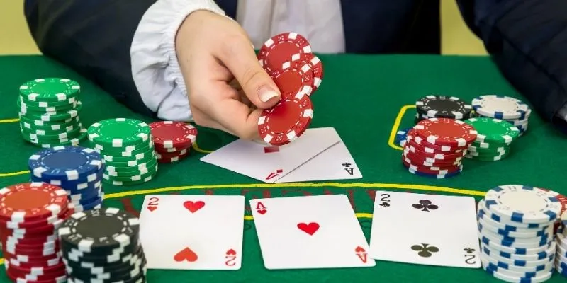 Hướng dẫn cách chơi Poker FB68